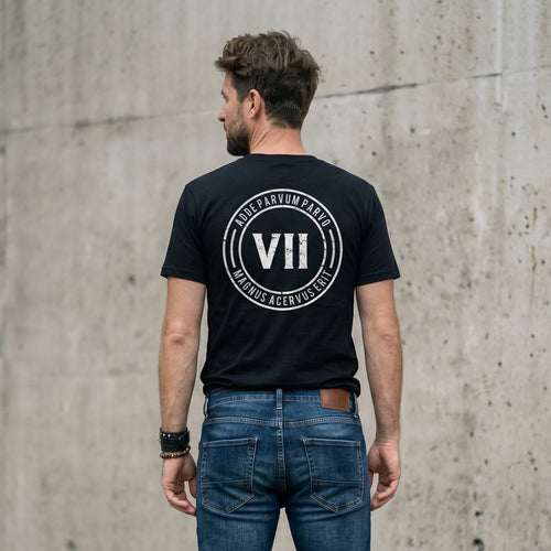 VII Crew logo unisex t shirt in black