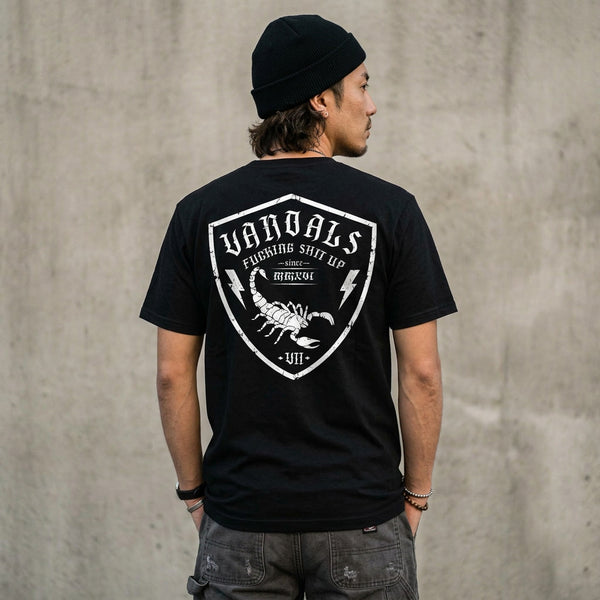 VII Crew vandals unisex t shirt in black